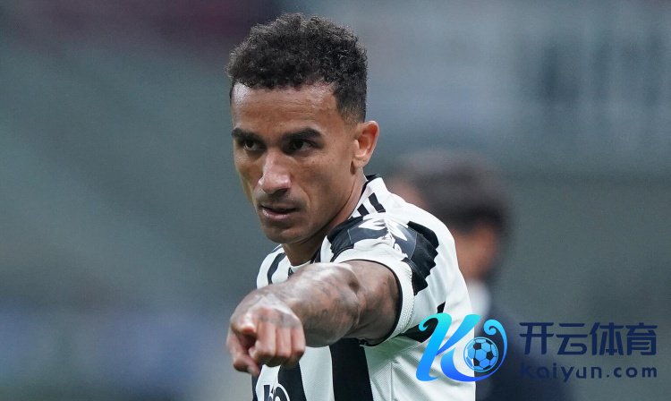 意媒：那不勒斯为达尼洛准备1年半公约，备选夸尔塔和伊斯马伊利